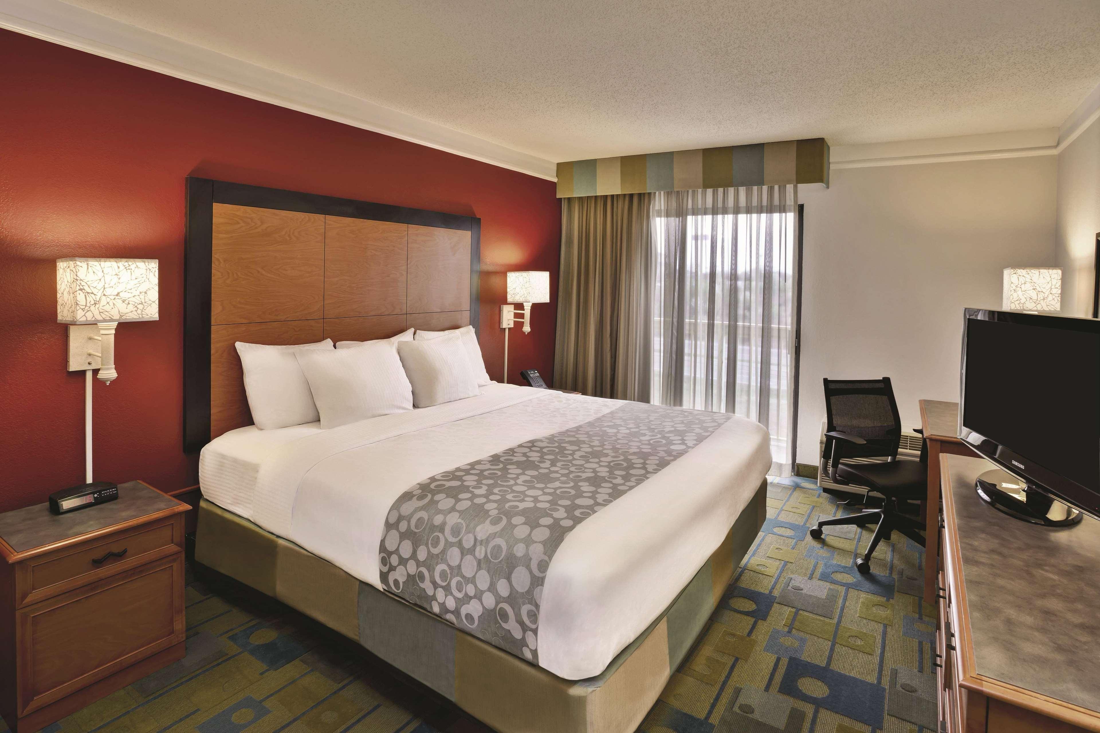 La Quinta Inn & Suites By Wyndham Kingsport Tricities Airport מראה חיצוני תמונה